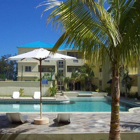 Lovely Apartment In Flic En Flac, Close To The Beach And All Amenities. Экстерьер фото