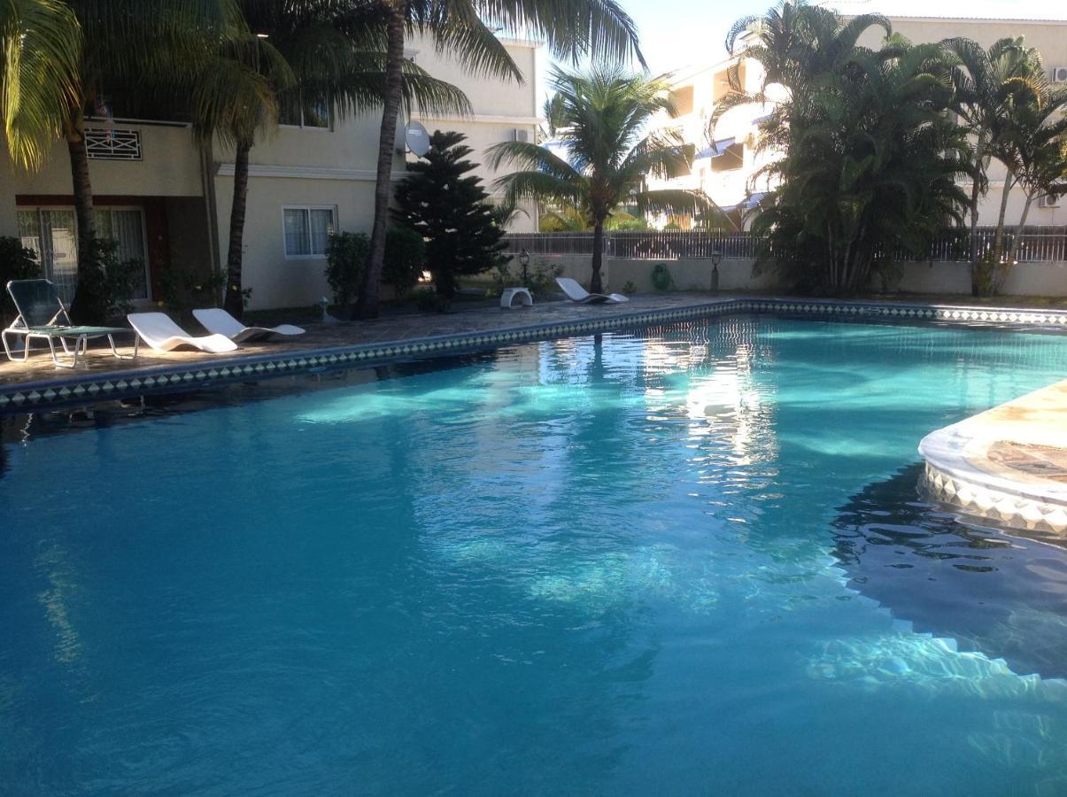Lovely Apartment In Flic En Flac, Close To The Beach And All Amenities. Экстерьер фото