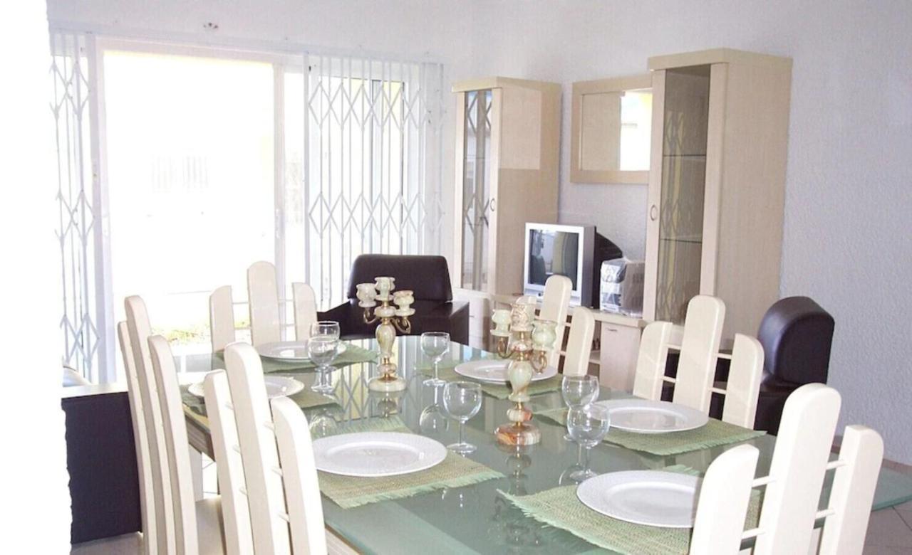 Lovely Apartment In Flic En Flac, Close To The Beach And All Amenities. Экстерьер фото
