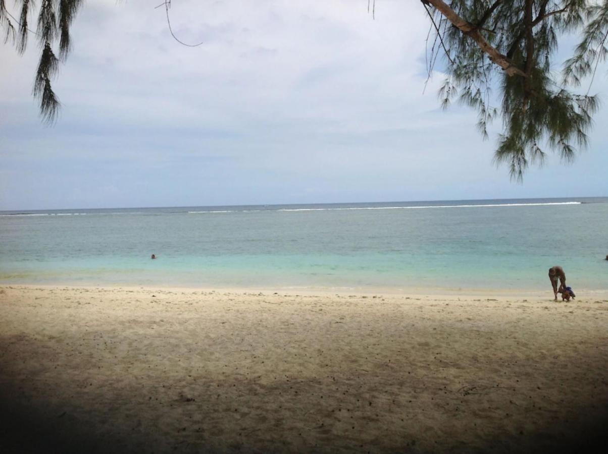 Lovely Apartment In Flic En Flac, Close To The Beach And All Amenities. Экстерьер фото