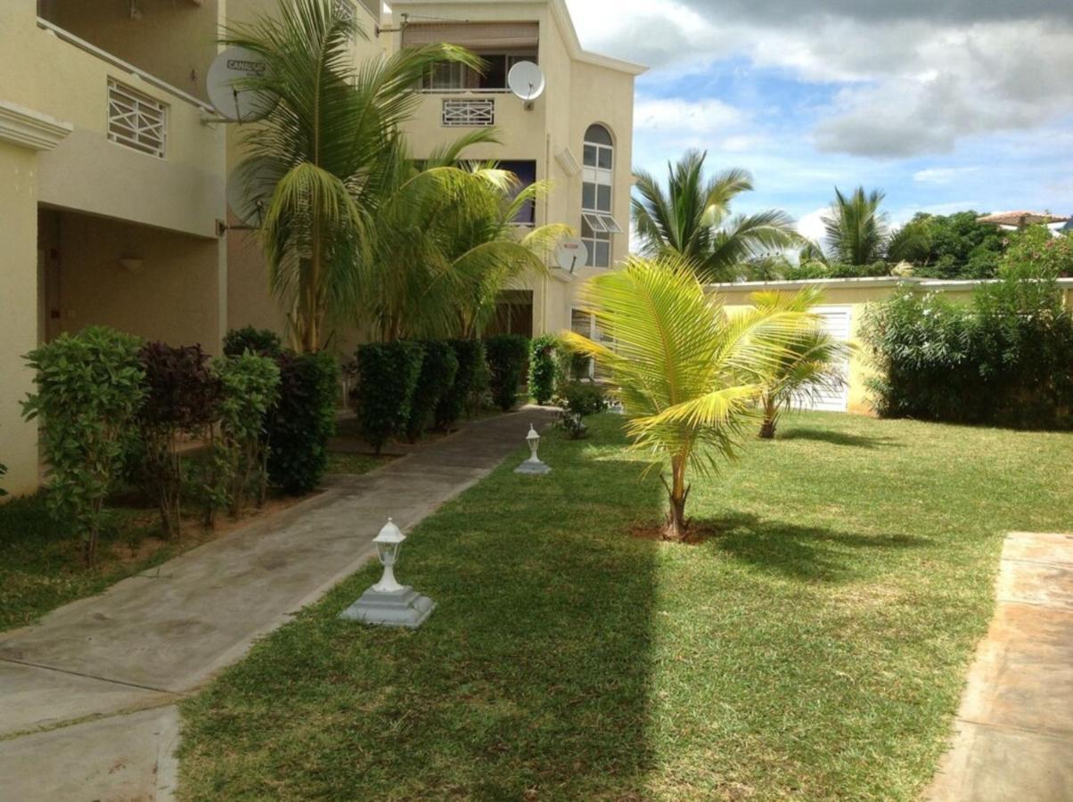 Lovely Apartment In Flic En Flac, Close To The Beach And All Amenities. Экстерьер фото