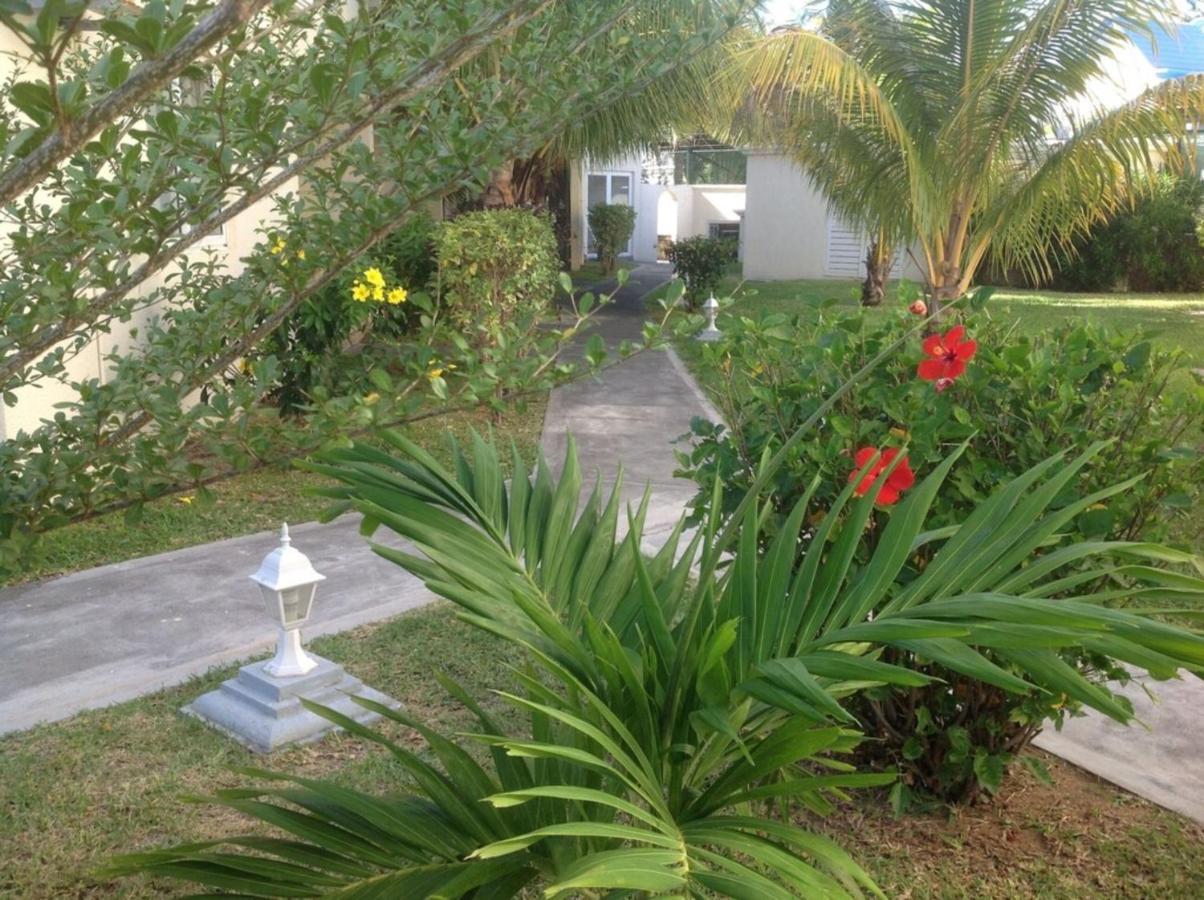 Lovely Apartment In Flic En Flac, Close To The Beach And All Amenities. Экстерьер фото